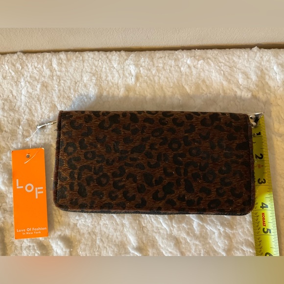 LOF Brown Leopard Pattern Wallet - Picture 4 of 4